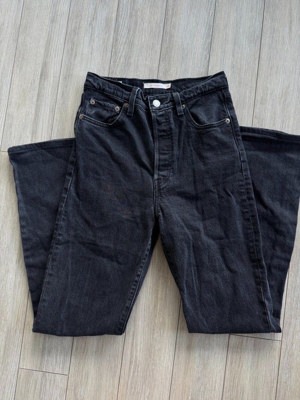 Levi's Ribcage Boot Jeans - Picture 5 of 7